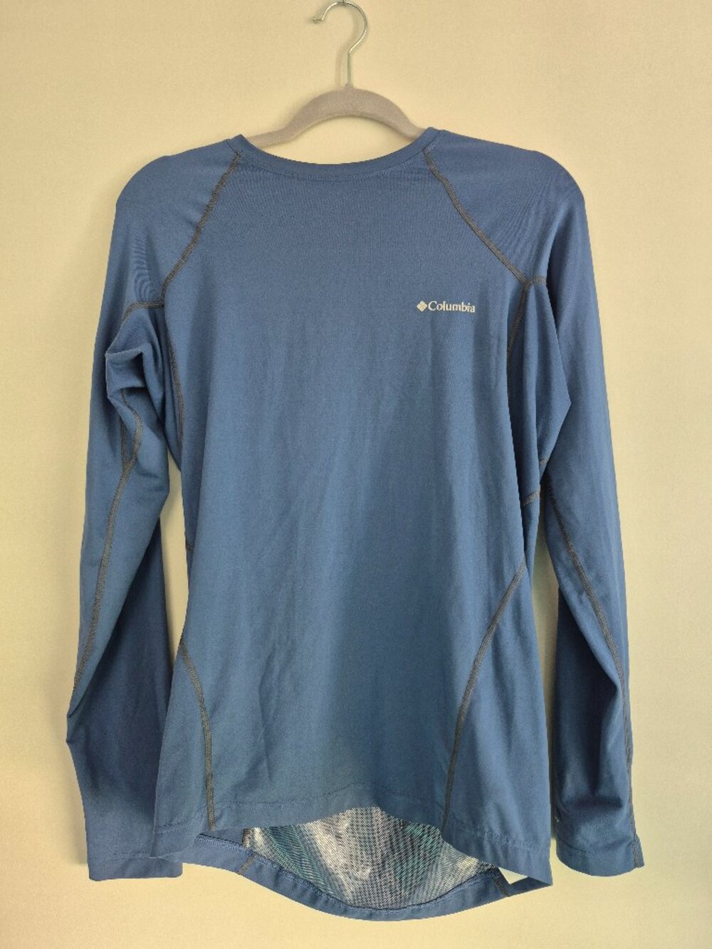 Columbia Long Sleeve Performance Top – Blue – Women’s L – Activewear